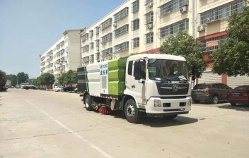 东风天锦洗扫车