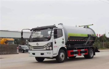 国六东风8方吸污车